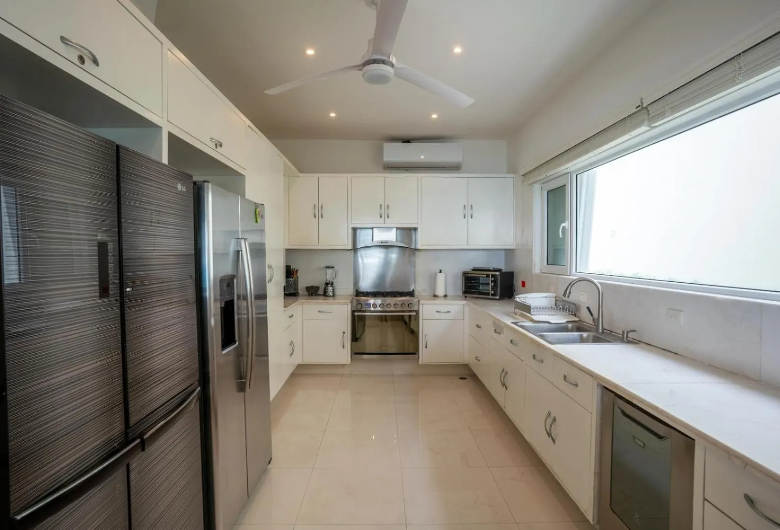 Villa Nizuc - Exclusive Beachfront Residence Cancún Mexico